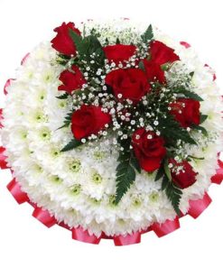funeral posy pad red roses